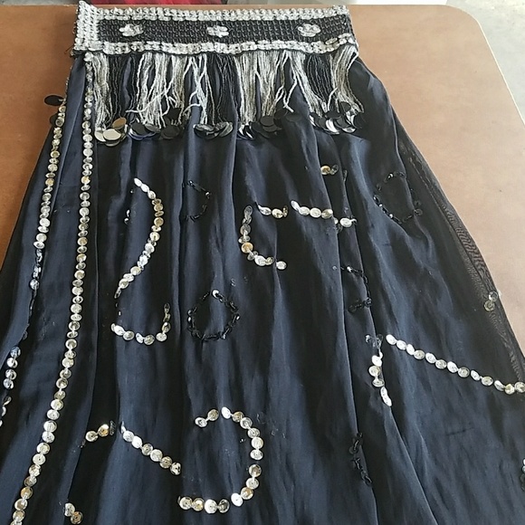 Stunning Belly dance outfit - Picture 4 of 6